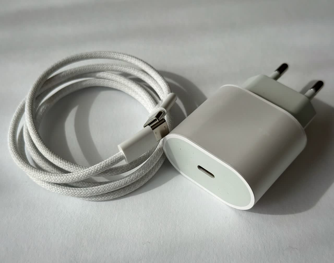 USB-C charger with cable